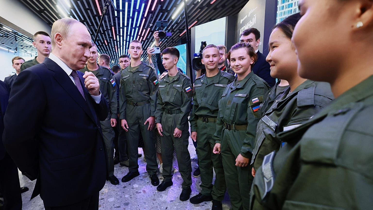 Putin’s Warnings on Foreign Troops in Ukraine: A Distorted Narrative Unveiled