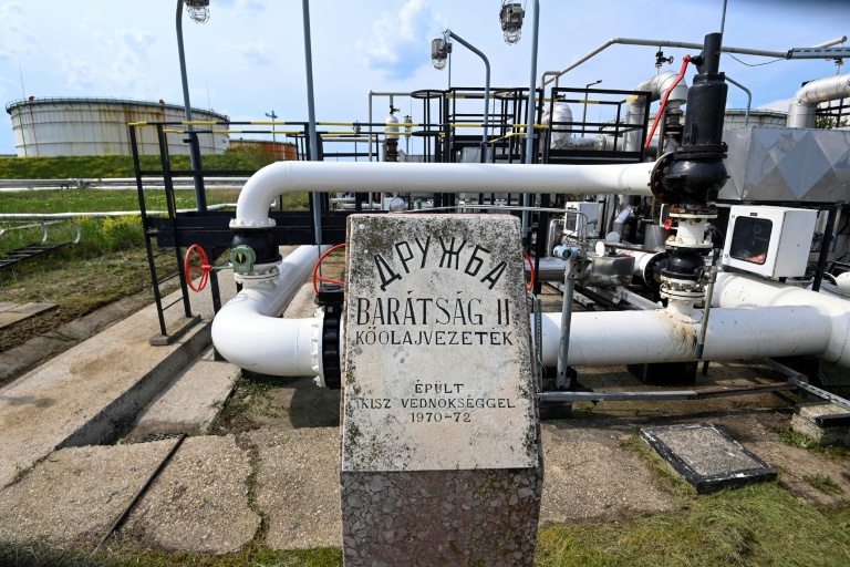 Slovakia Issues Ultimatum: Restore Russian Oil Deliveries or Face Power Cut-Off to Ukraine