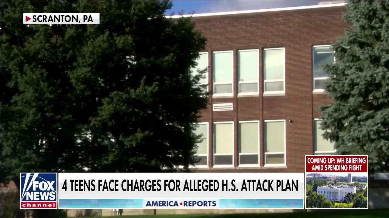 Two Pennsylvania Teens Arrested for Homemade Bomb Attack Outside NYC Mayor’s Residence