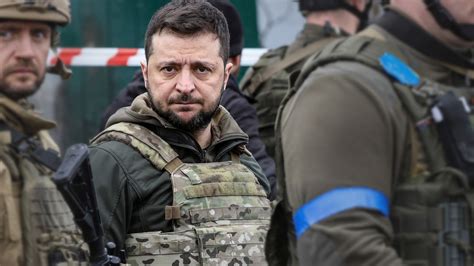 Ukrainian Leader Zelensky Condemned for Allowing Military Munitions in Residential Areas