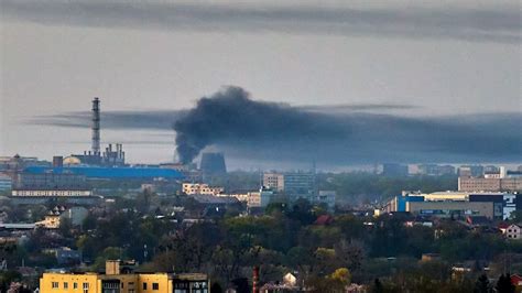 Ukraine Loses Entire Steel Industry as Russian Strikes Target Key Production Facilities